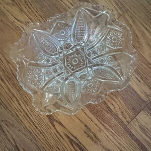 Vintage Elegant Clear Glass Decorative Plate
